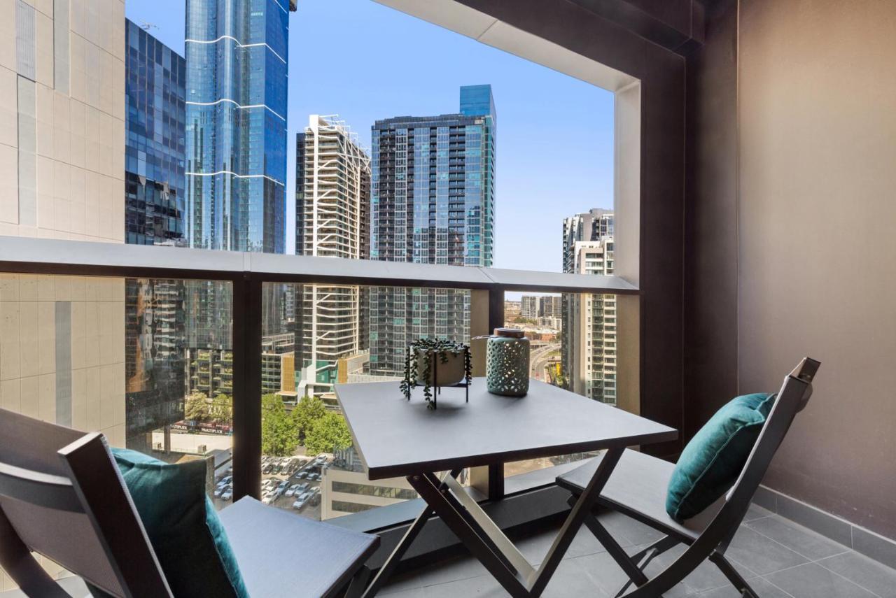 Stylish 2-Bed Apartment Near Southbank Restaurants Melbourne City Exterior foto